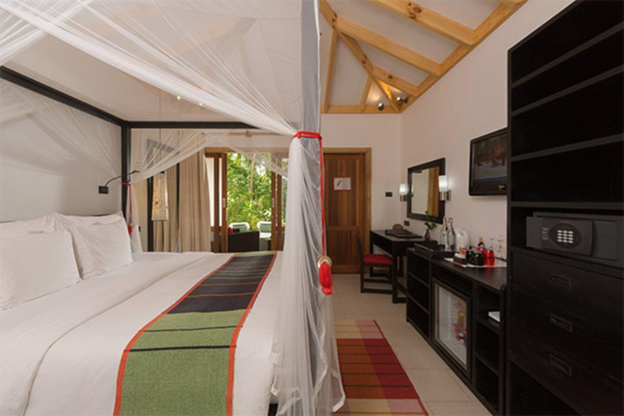 Vilamendhoo Island Resort & Spa Dhangethi Esterno foto