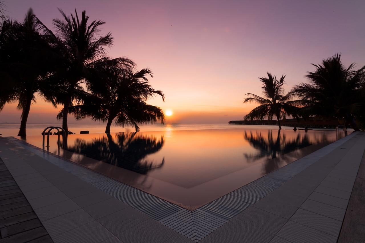 Vilamendhoo Island Resort & Spa Dhangethi Esterno foto