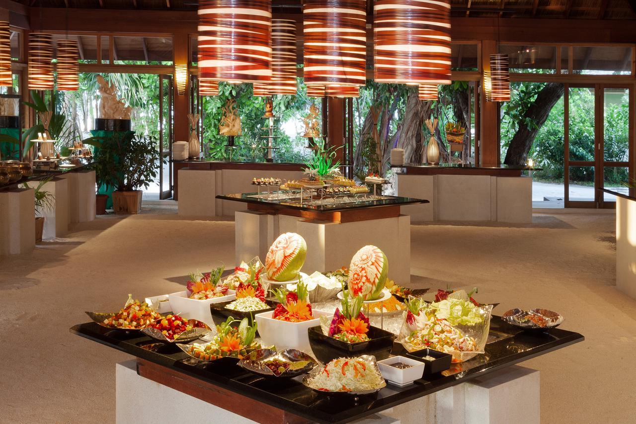 Vilamendhoo Island Resort & Spa Dhangethi Esterno foto