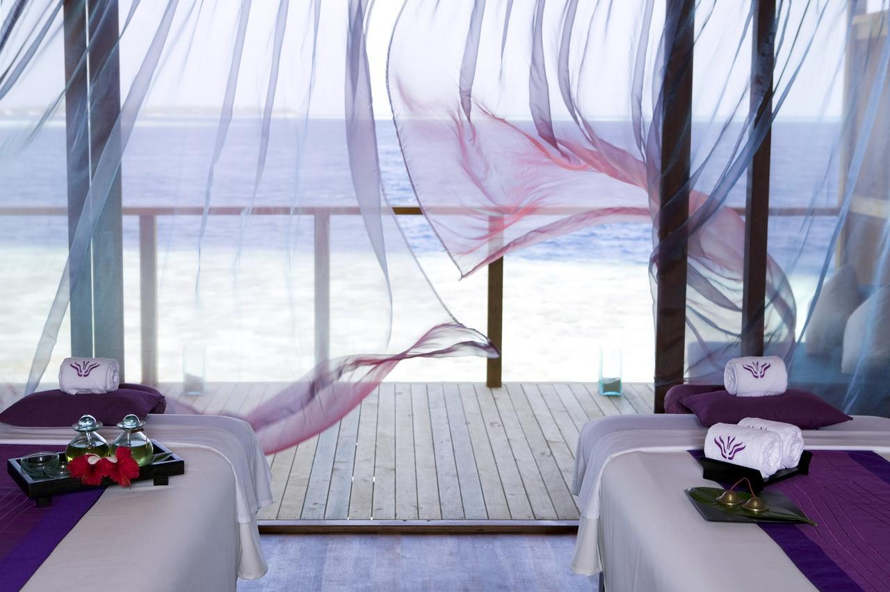 Vilamendhoo Island Resort & Spa Dhangethi Esterno foto