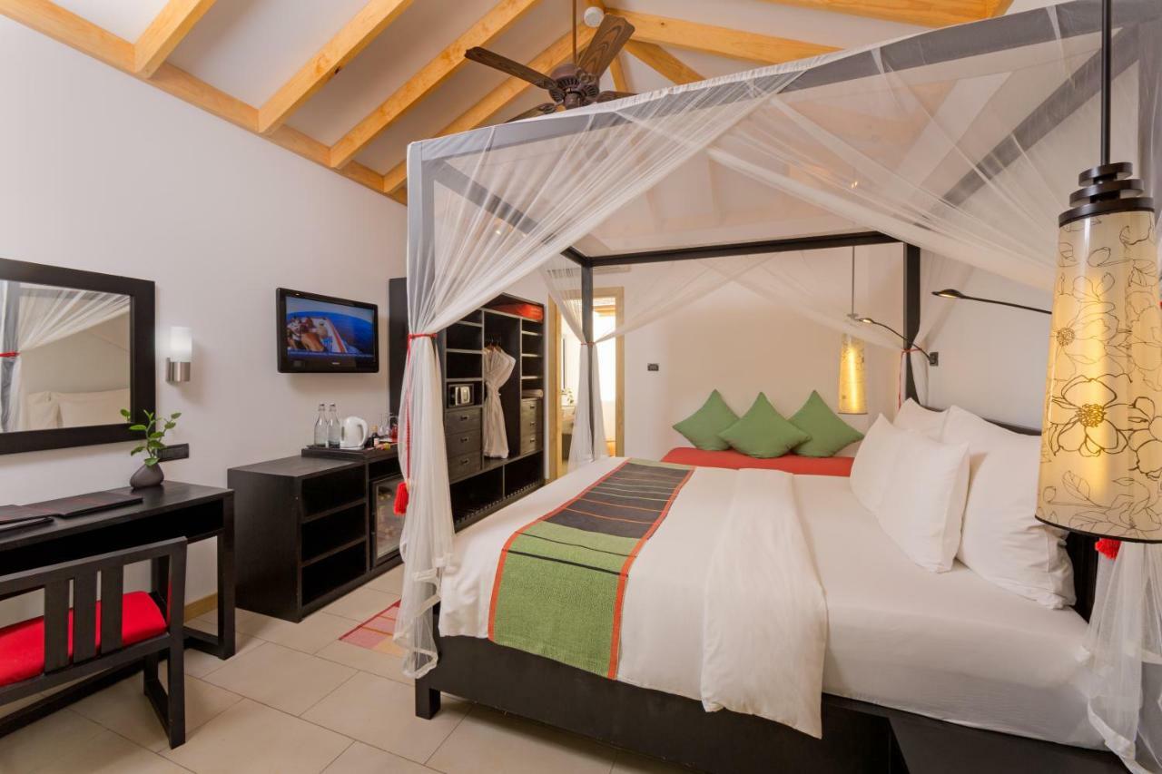 Vilamendhoo Island Resort & Spa Dhangethi Esterno foto